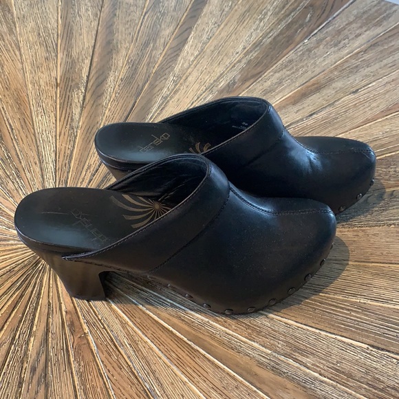 Dansko size 38 healed mule - Picture 4 of 5